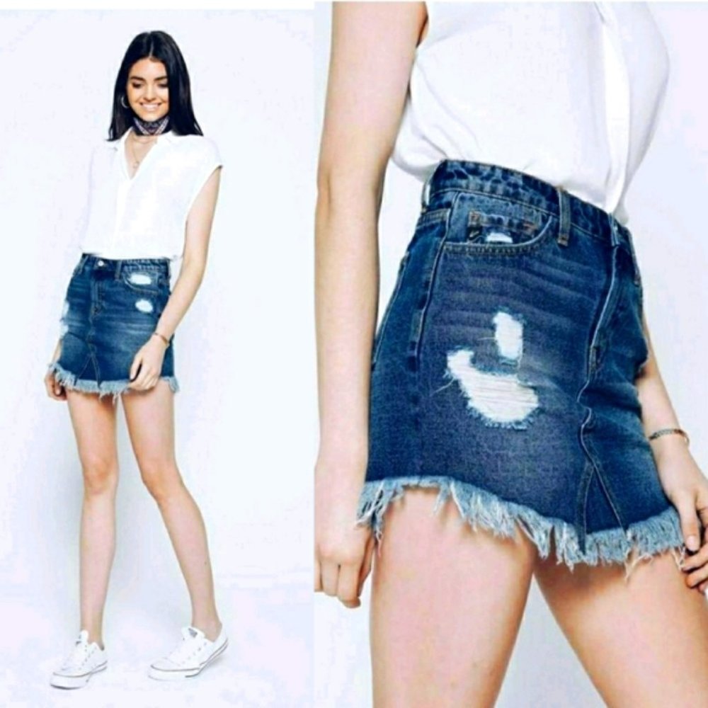 New without tags Kancan jean skirt